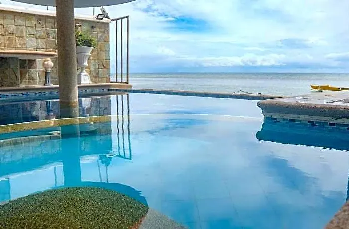 L And M Hearthstones Hotel Oslob